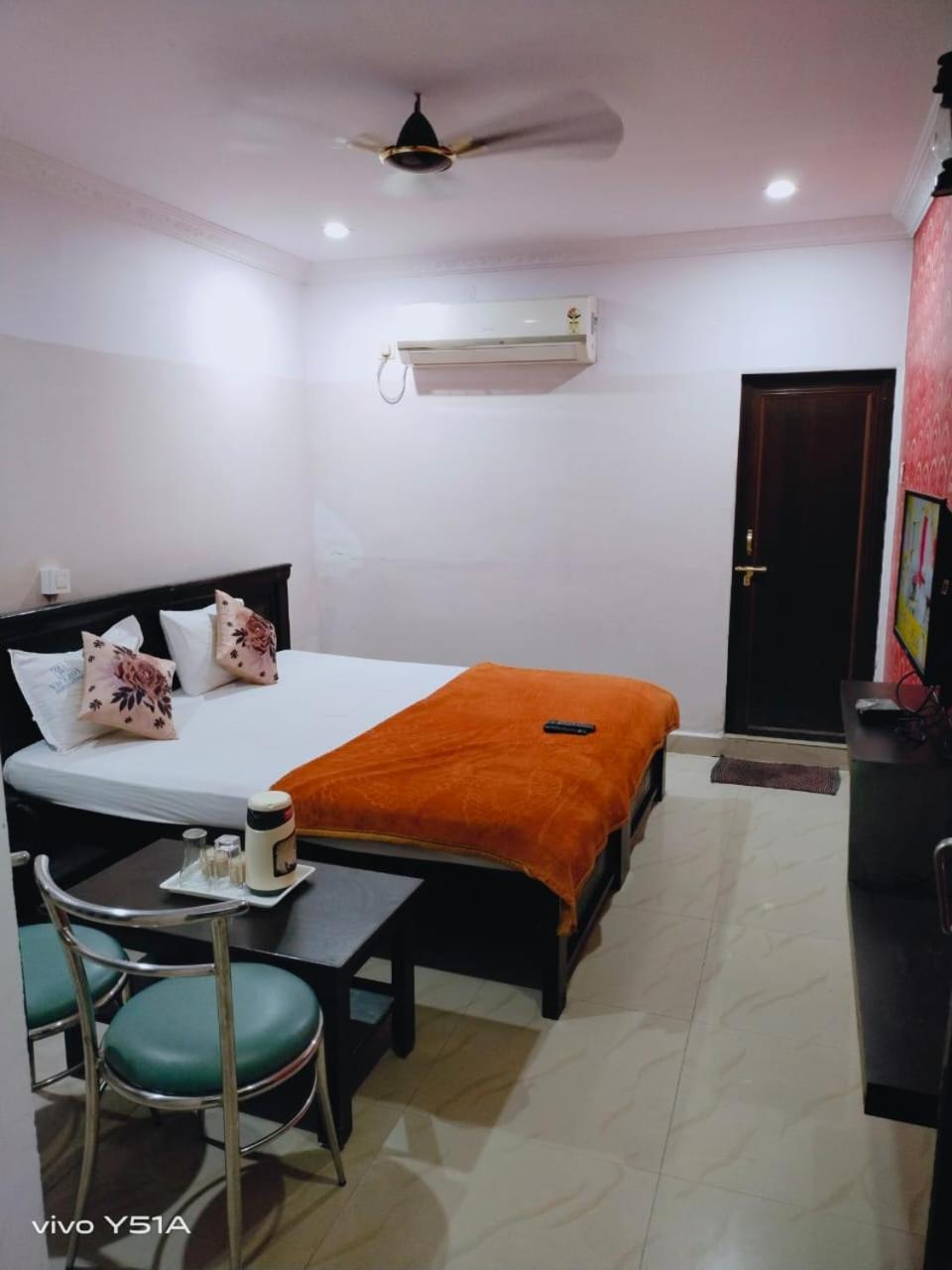 Sv Guest Rooms Visakhapatnam Esterno foto