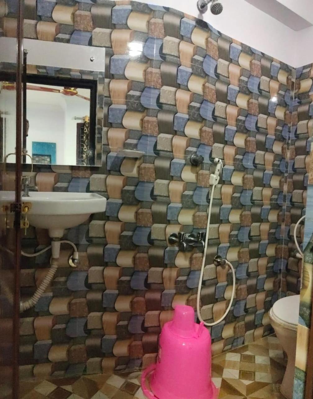 Sv Guest Rooms Visakhapatnam Esterno foto